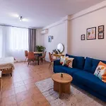 The Cozy Hub, Apartment *