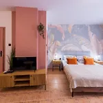 The Cozy Hub, Apartment *
